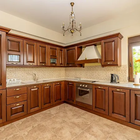 Panoramic View Maisonette In * كريوبيجي