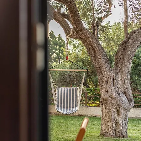 בית נופש Panoramic View Maisonette In *