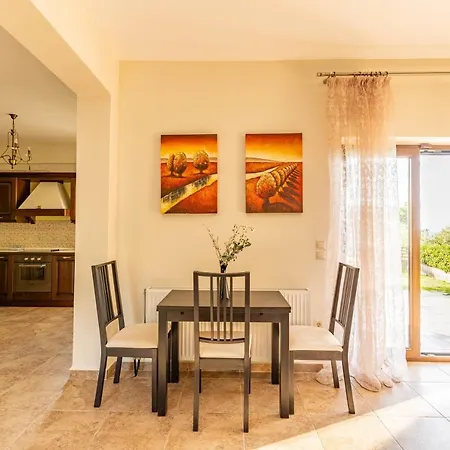 Panoramic View Maisonette In Holiday home *