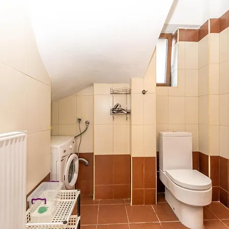 Panoramic View Maisonette In *
